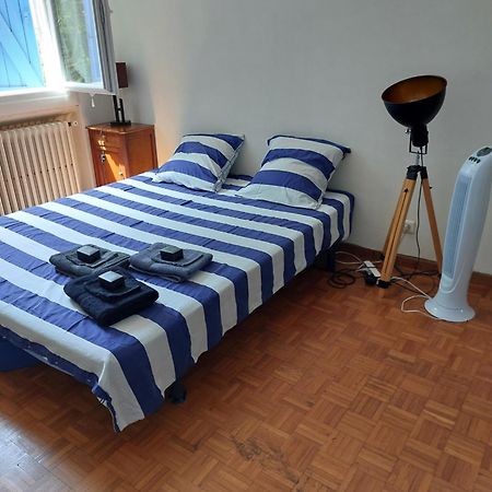 Chambre Dans Villa Marseille Exteriér fotografie
